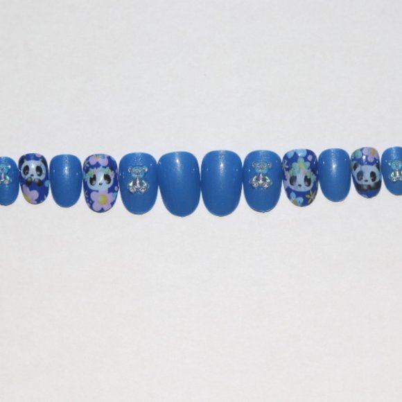 Blue 3D Jelly Bears and pandas- press on nail set - Picture 5 of 10